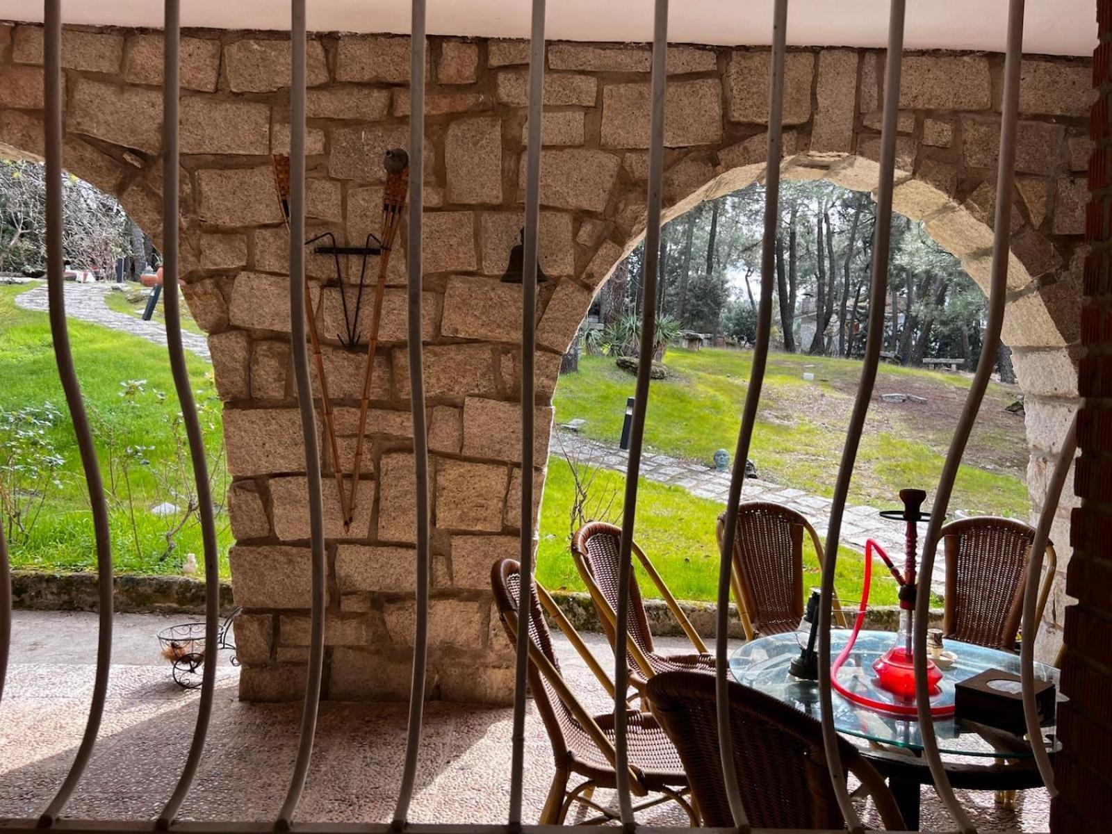 Penzion Casa Cadalso, Mirador De Gredos, Madrid Cadalso de los Vidrios Exteriér fotografie